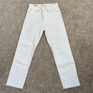 LEVIS straight leg jeans